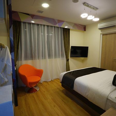 five\u002F6 Hotel Splendour Singapour Extérieur photo